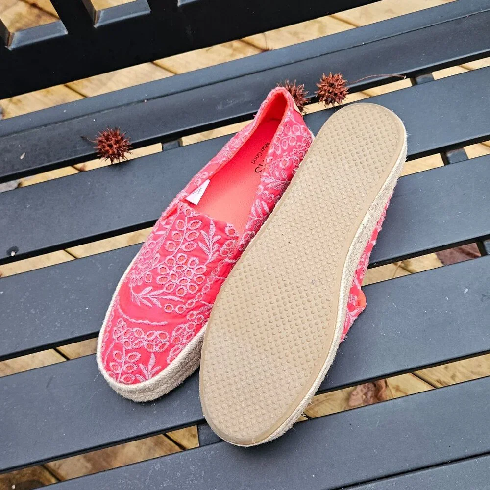 Toms Coral Embroidered Espadrille Slip-On Flats